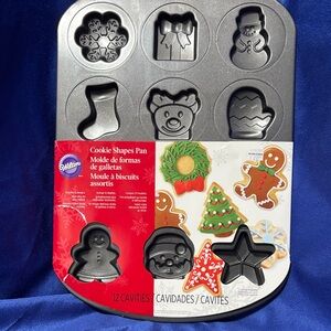 Wilton cookie shapes pan